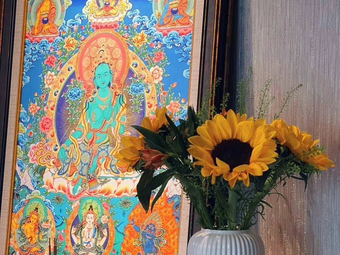 Why Green Tara’s Posture Holds a Secret About Human Psychology