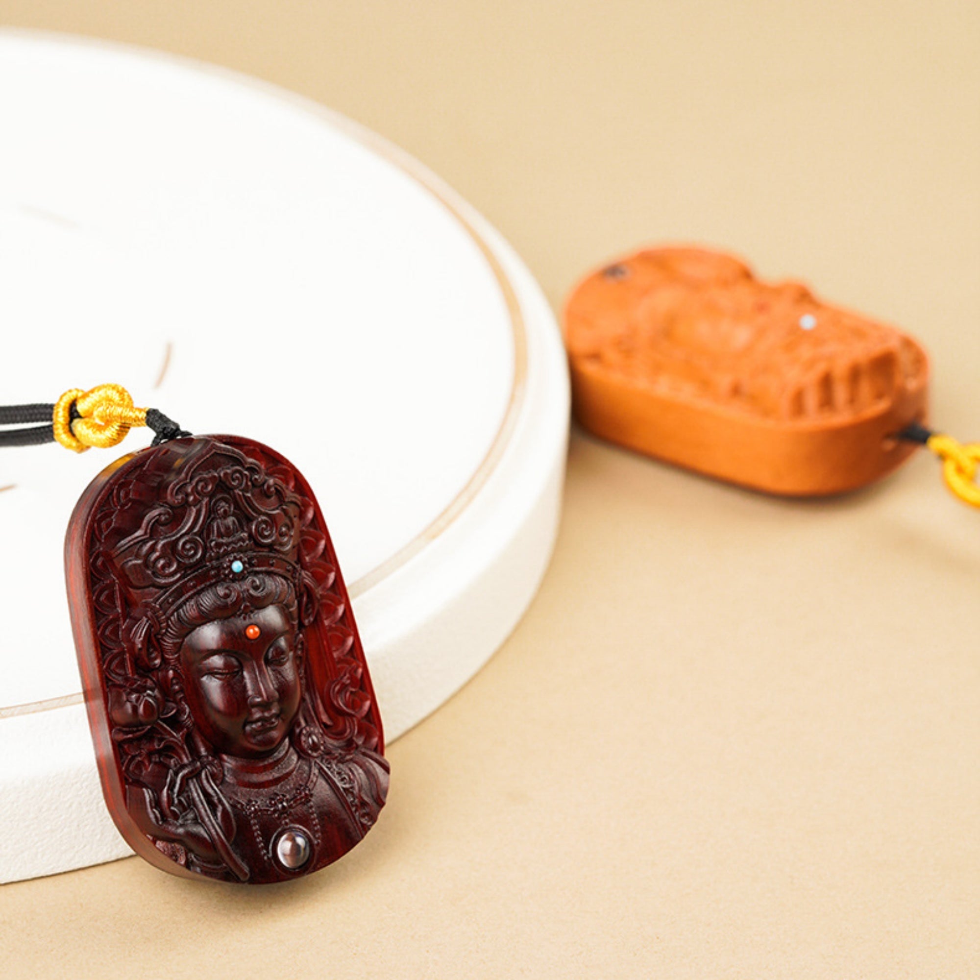 QiLing Aura Hand-Carved Sandalwood Guanyin Buddha Pendant Necklace