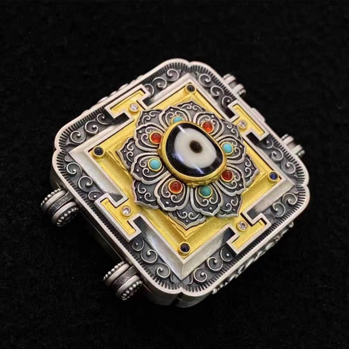 Handcrafted Tibetan S925 Sterling Silver Green Tara Mandala Locket Necklace