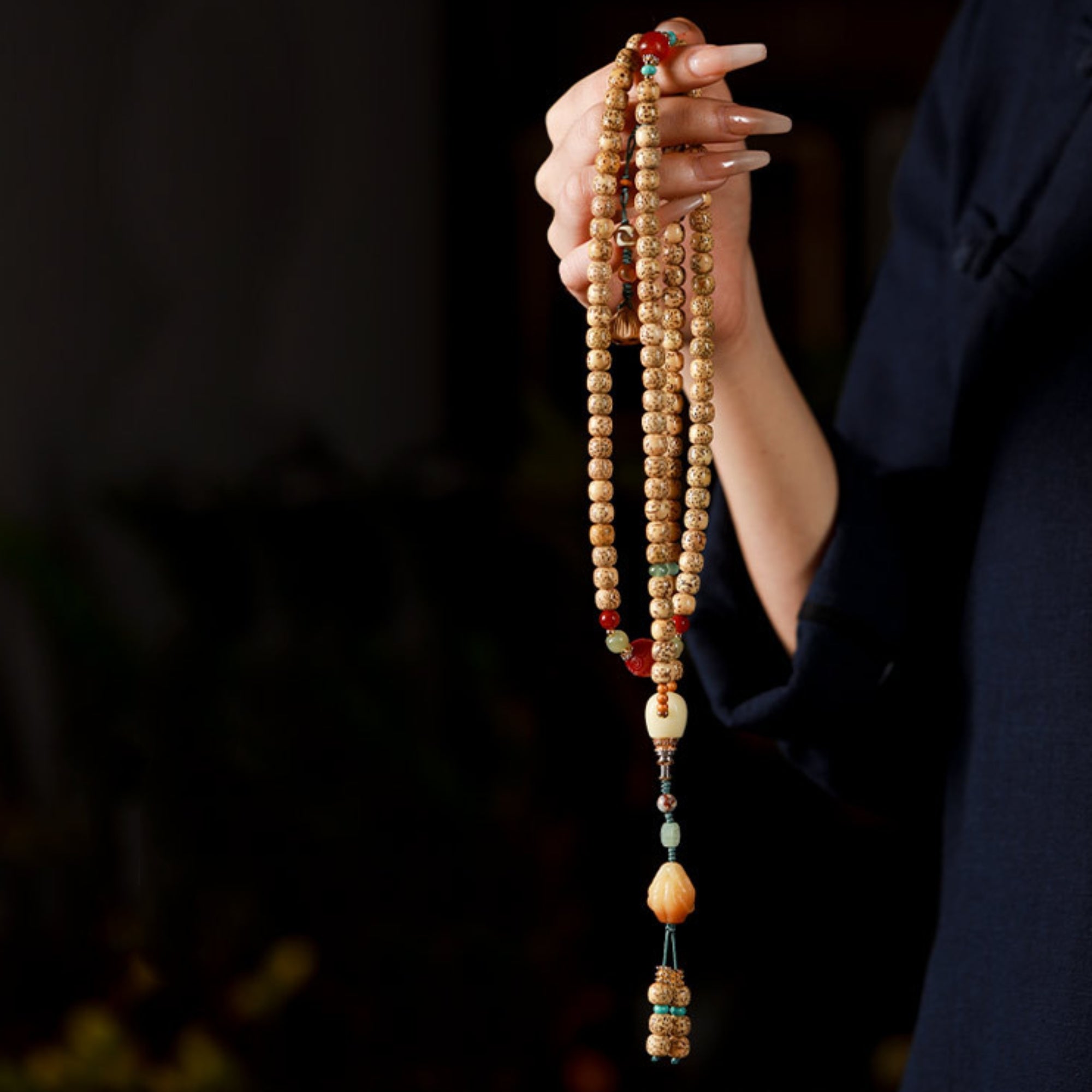 Tibetan 108-Bead Star & Moon Bodhi Buddha’s Hand Bracelet