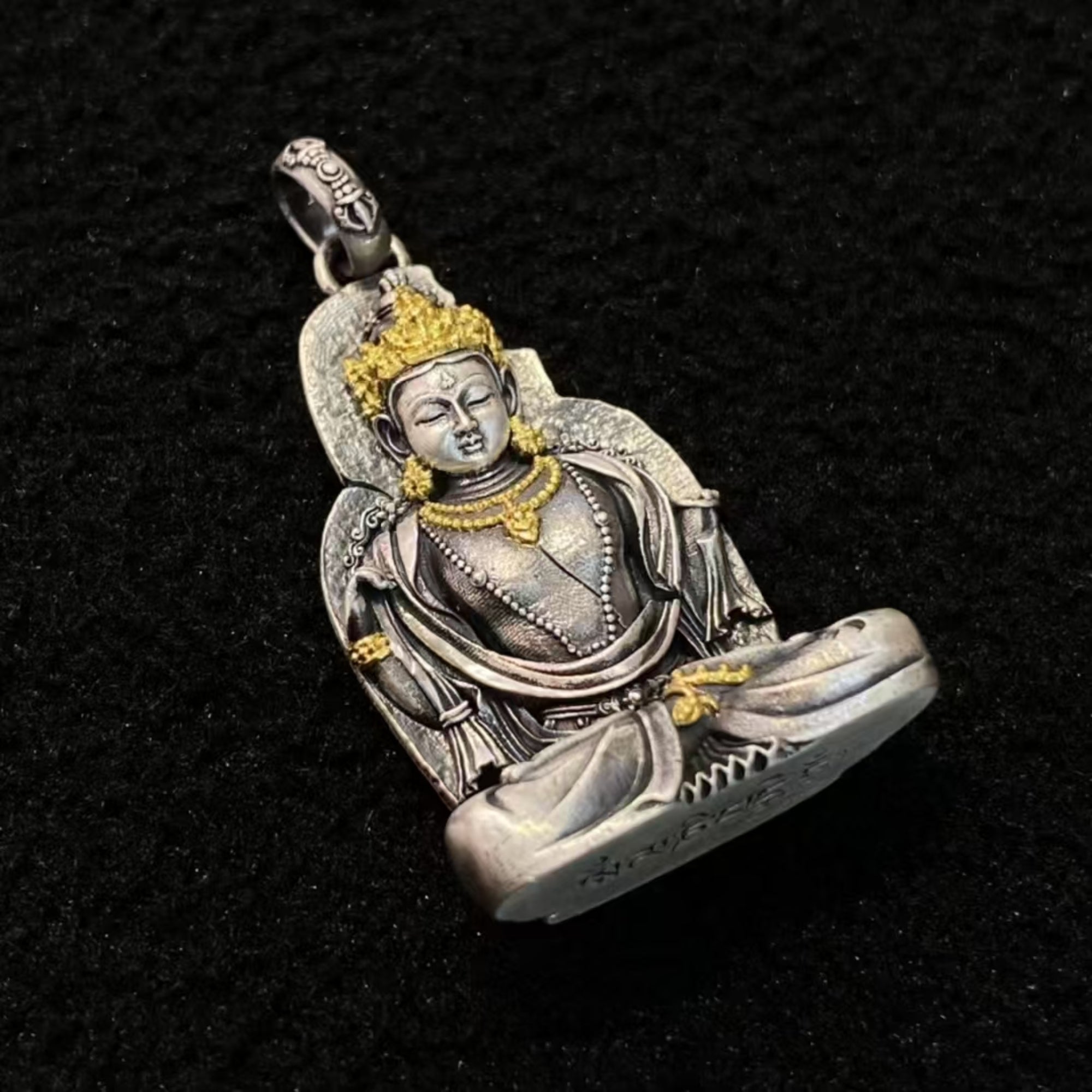 Tibetan Avalokiteshvara Gold & Silver Pendant