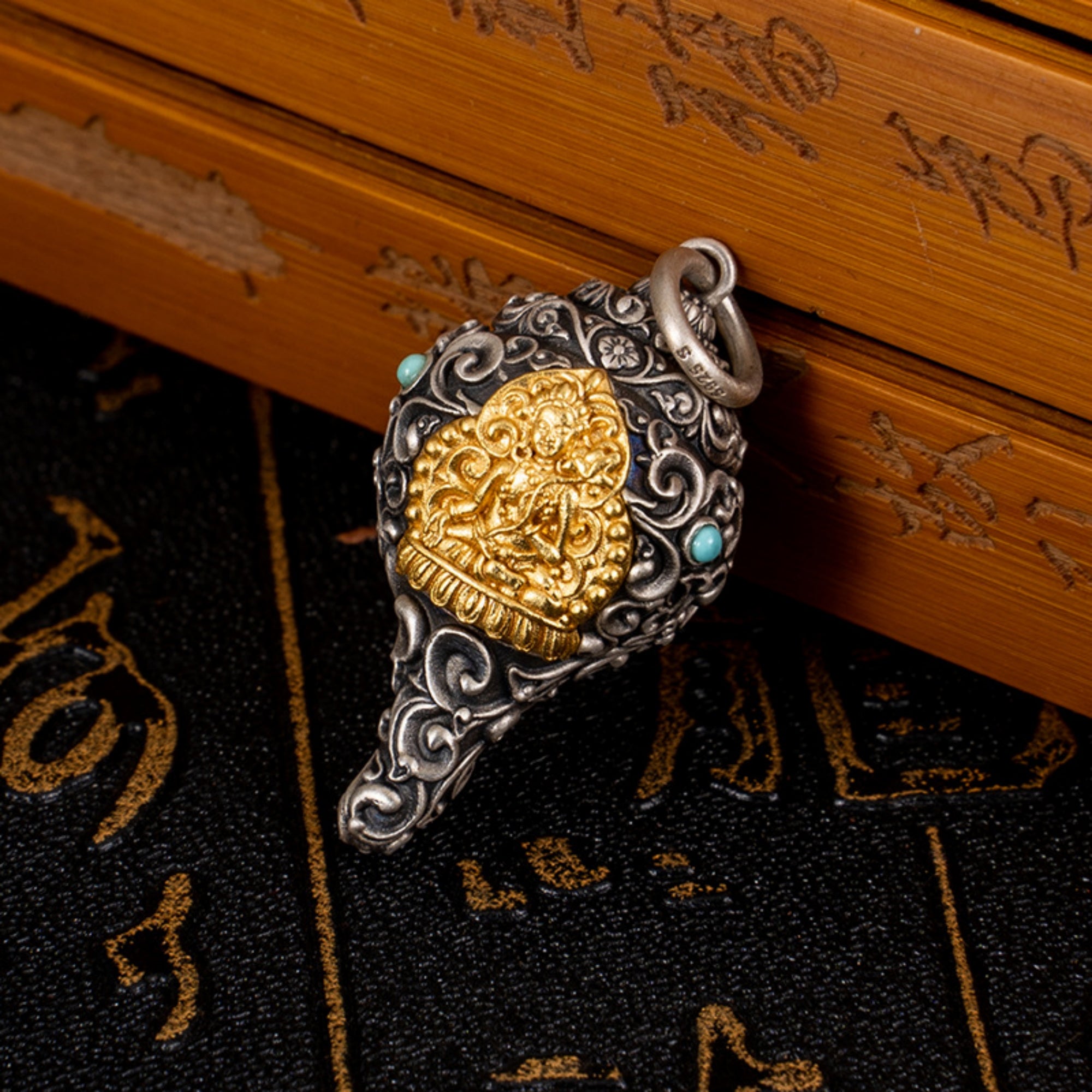 Tibetan Buddhist Conch Turquoise Sterling Silver Pendant