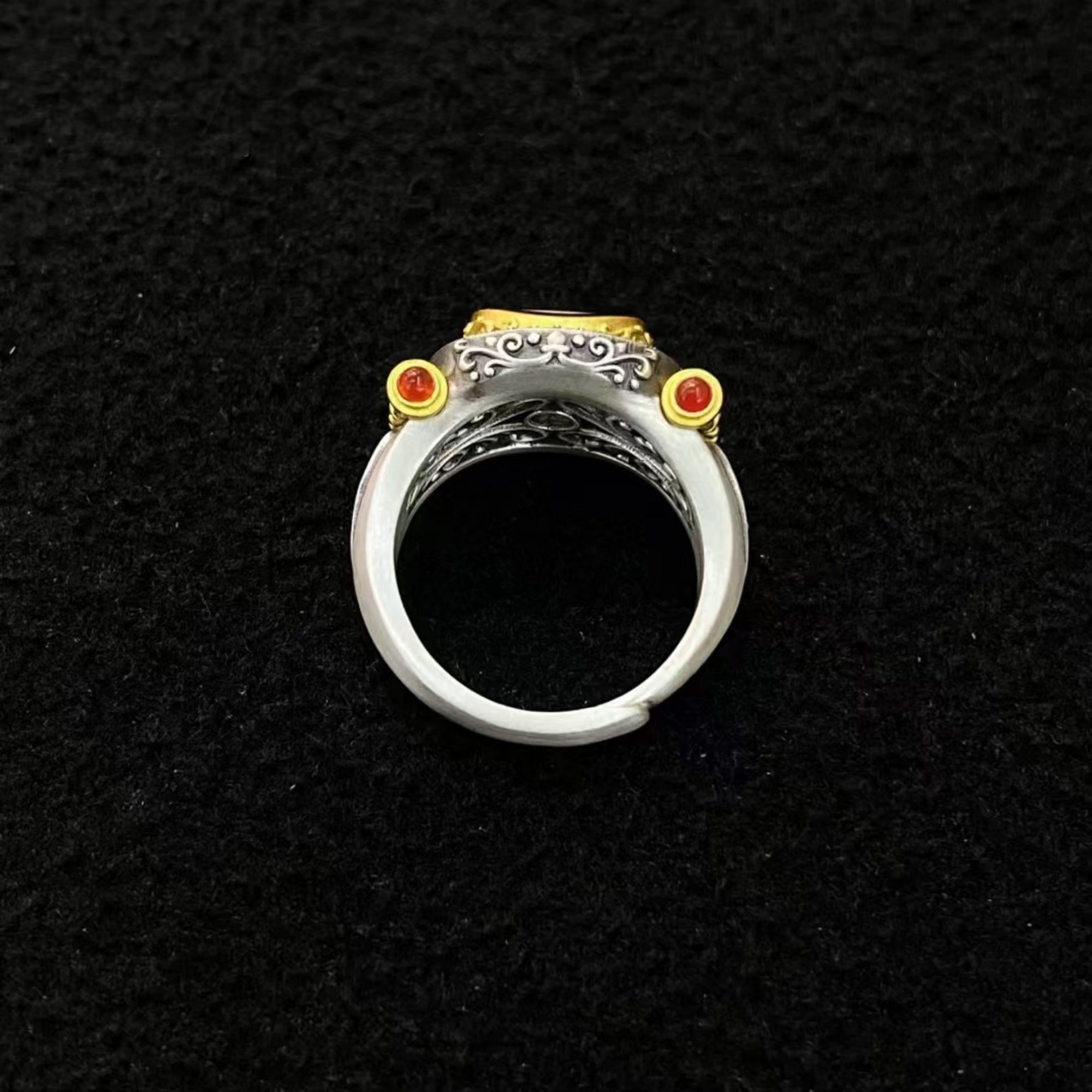 Tibetan Buddhist Vajra Dzi Crystal Silver Ring