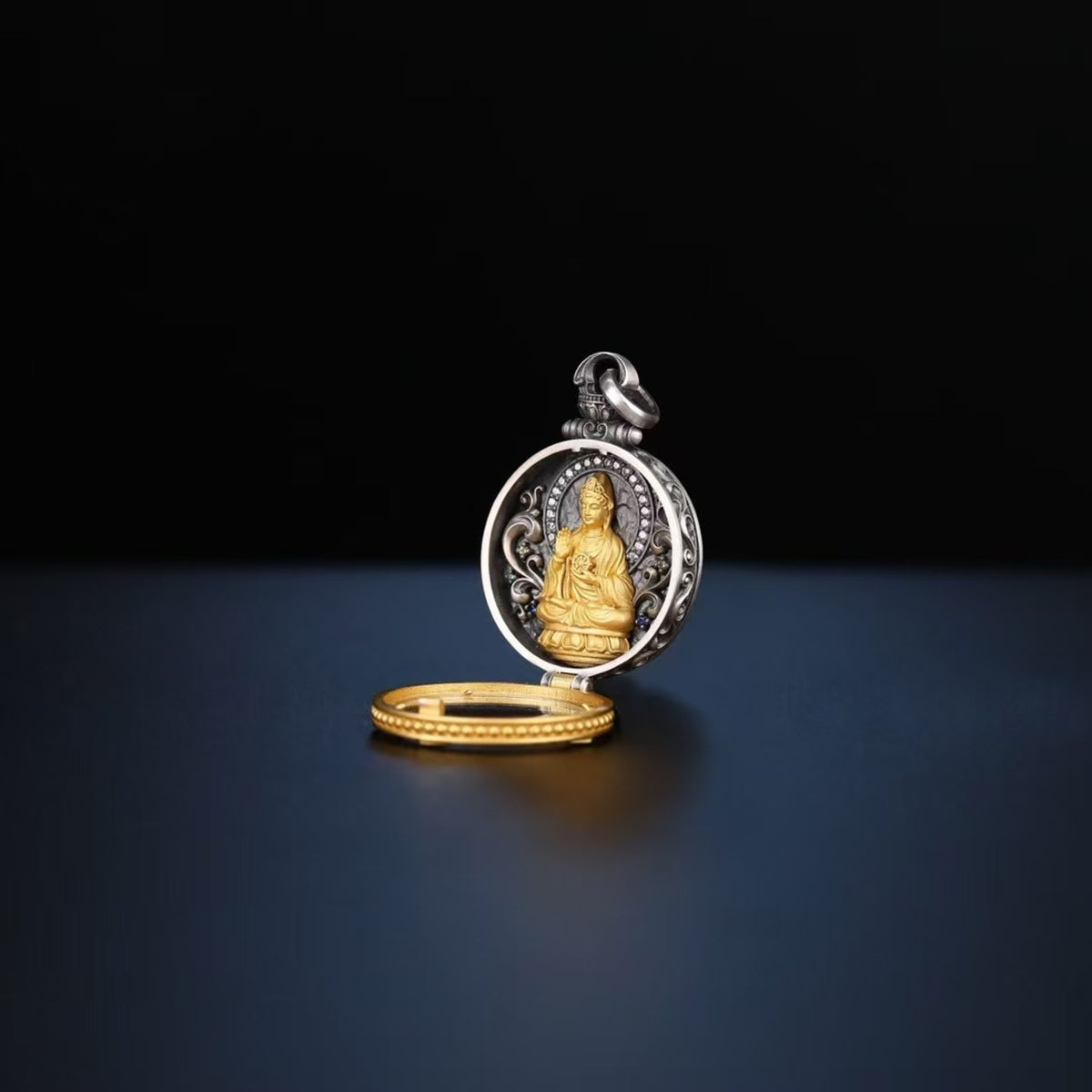 Tibetan Hand-Carved Avalokitesvara Silver Gawu Box Pendant Necklace