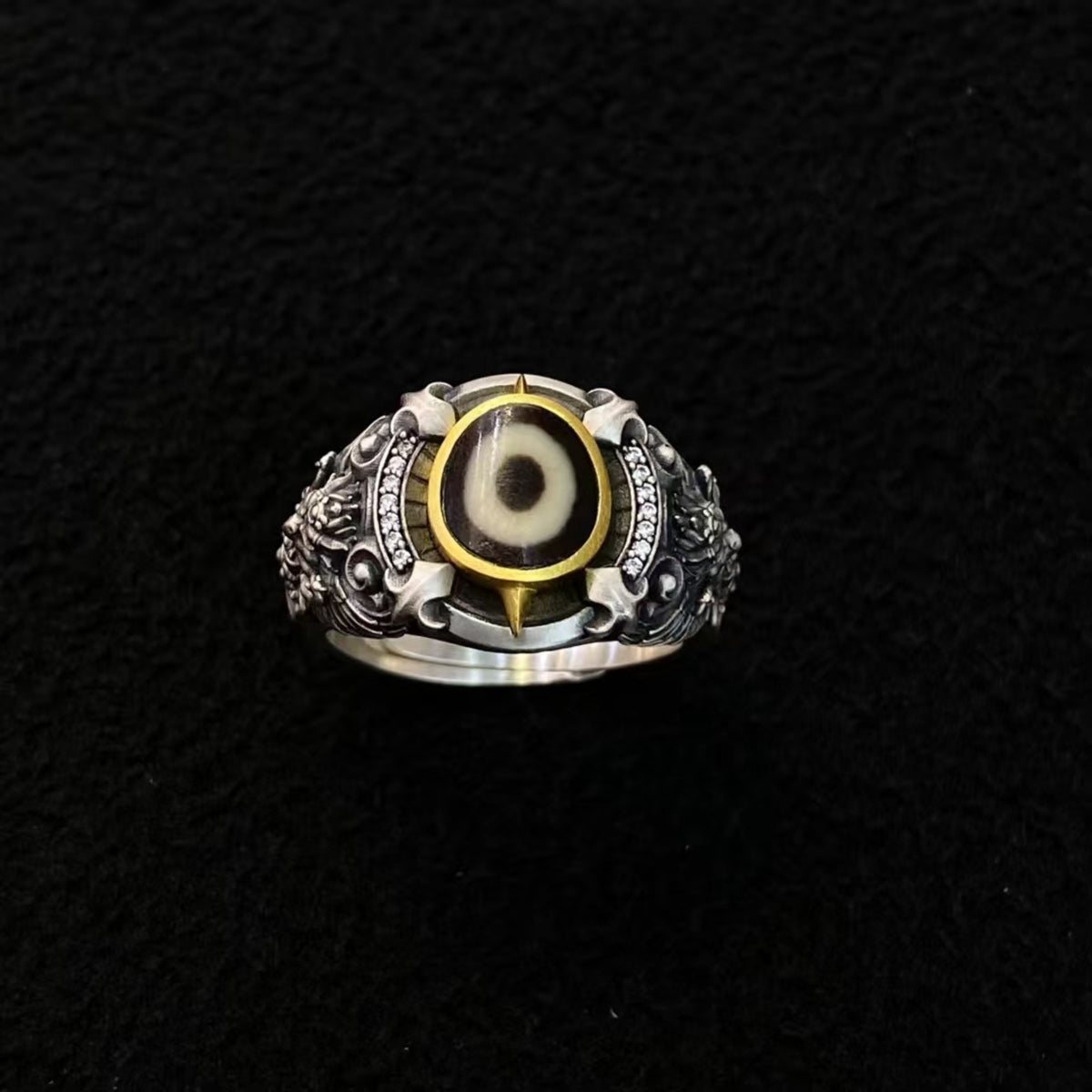 Tibetan Handcrafted Garuda Dzi Silver Ring