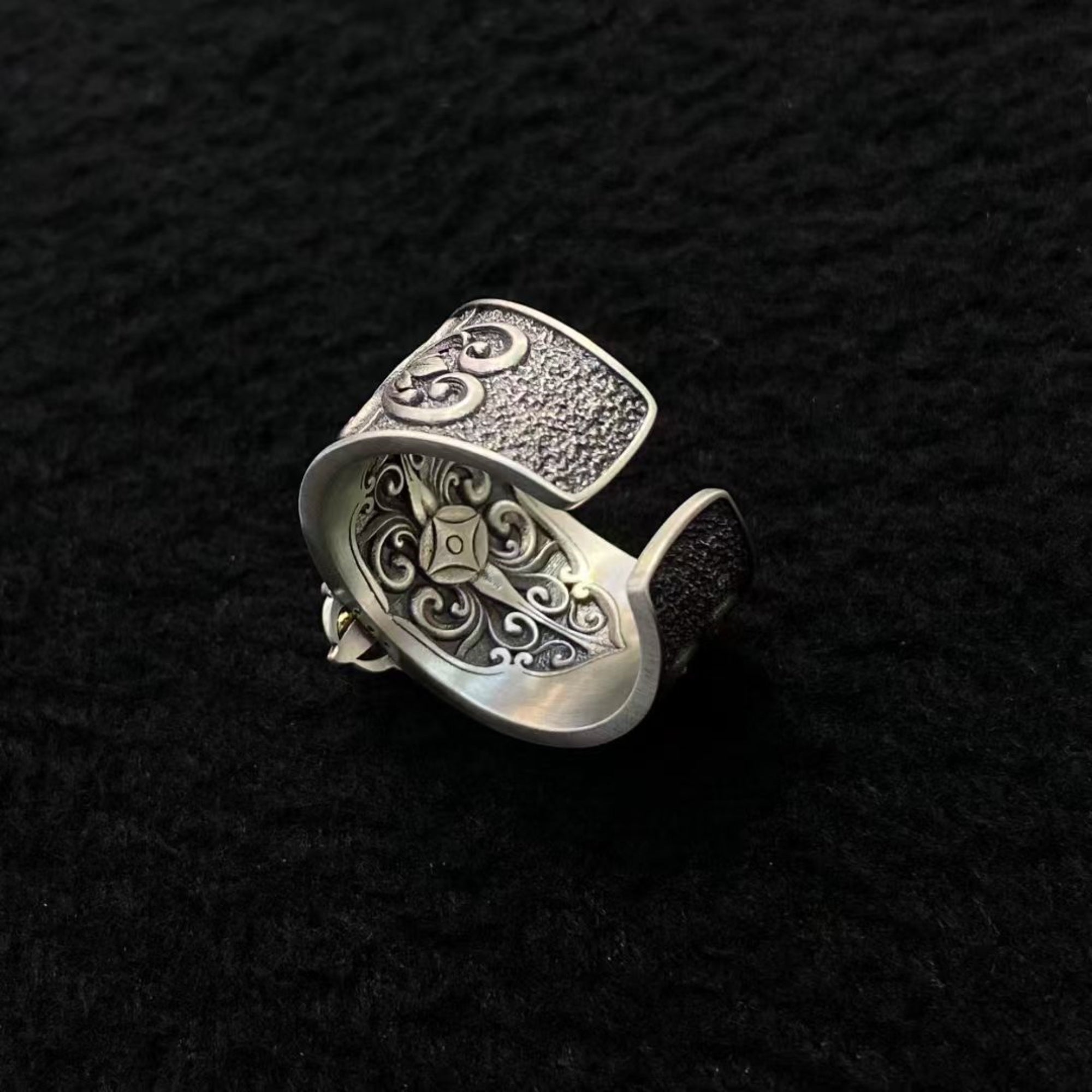 Tibetan Handmade Amethyst & Sterling Silver Vajra Adjustable Ring