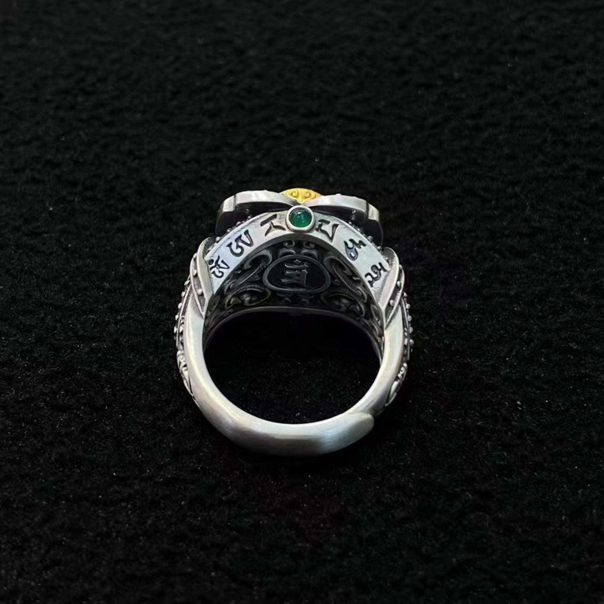 Tibetan Manjushri Dzi Silver Ring