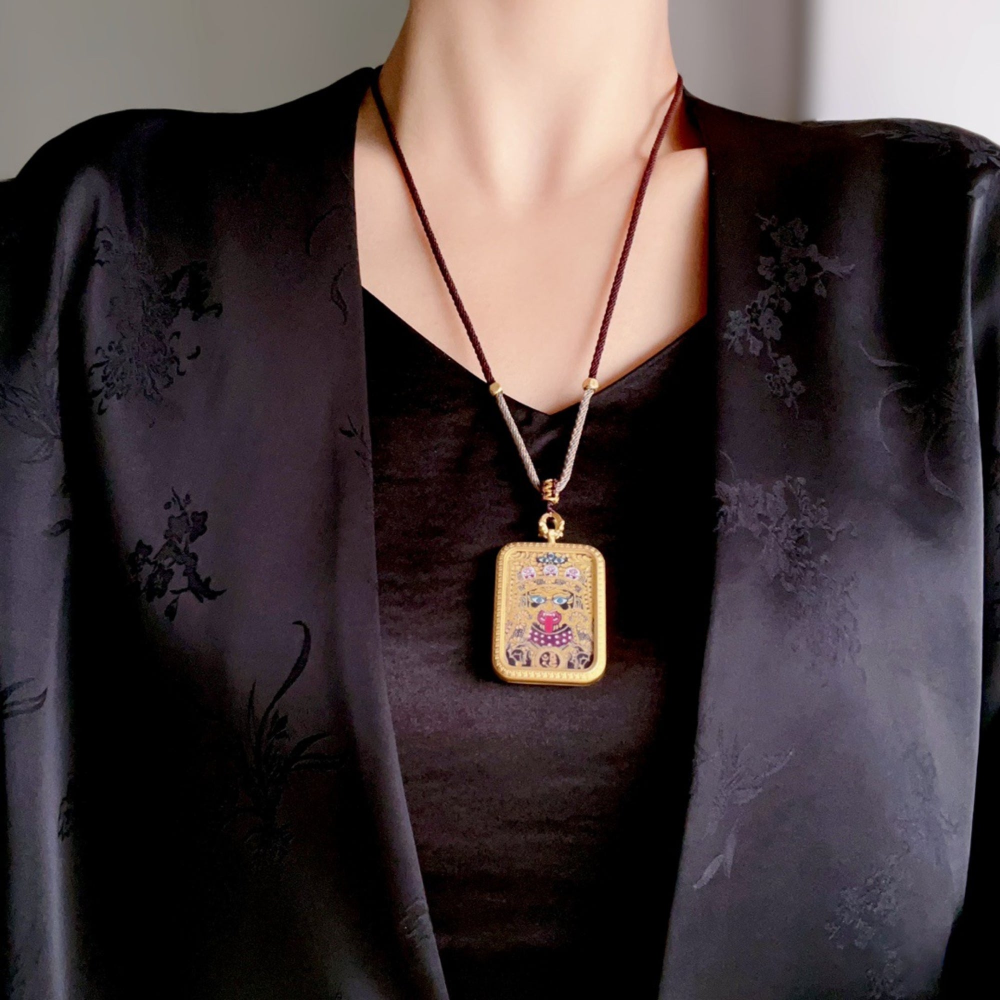 Tibetan Potala Palace Zakiram Thangka Pendant Necklace with Tenfold Auspicious Symbol