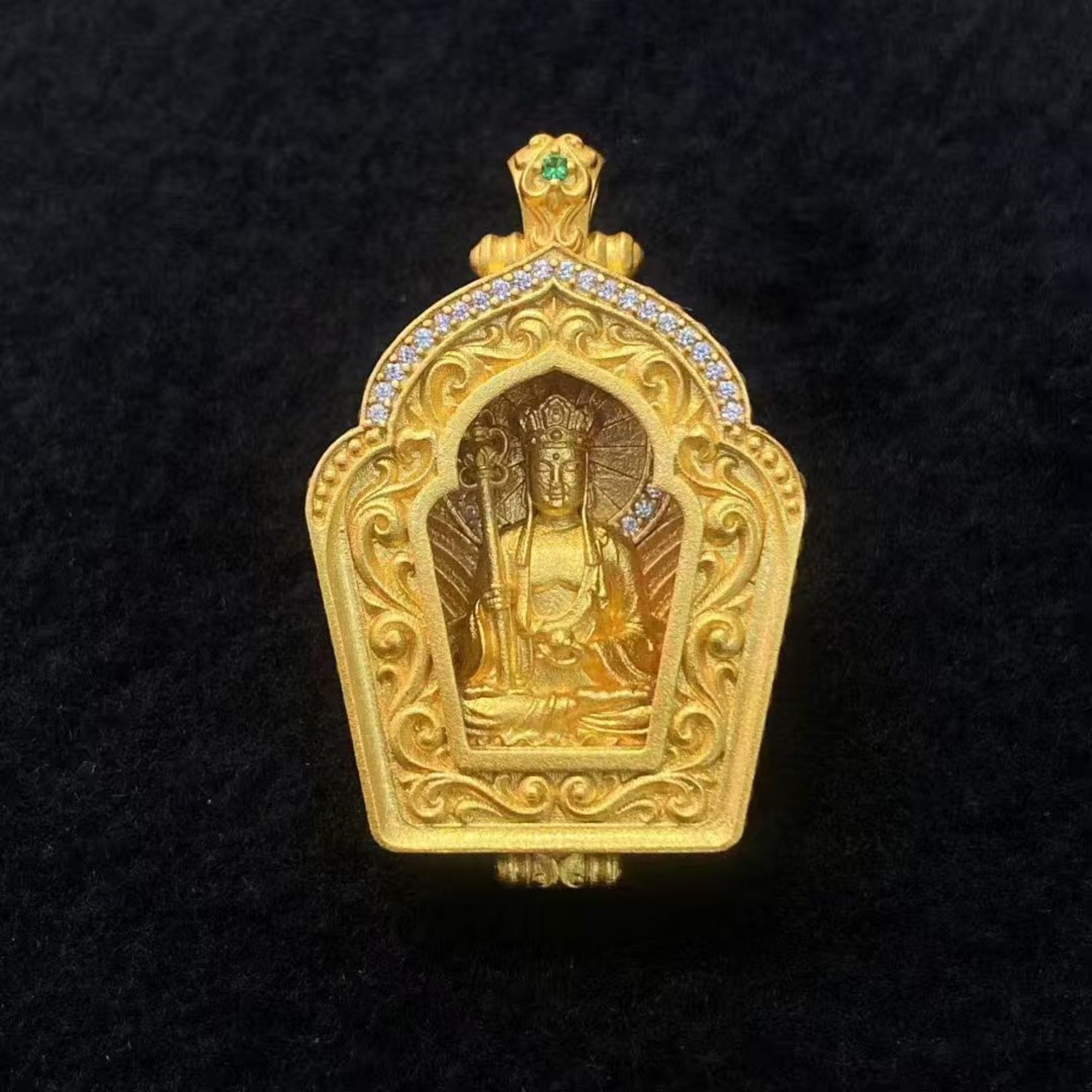 Tibetan Sterling Silver Kṣitigarbha Gawu Box Pendant