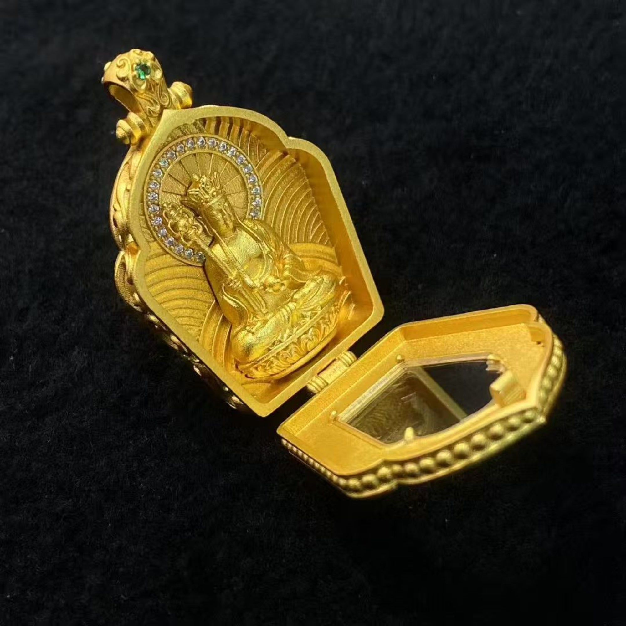 Tibetan Sterling Silver Kṣitigarbha Gawu Box Pendant