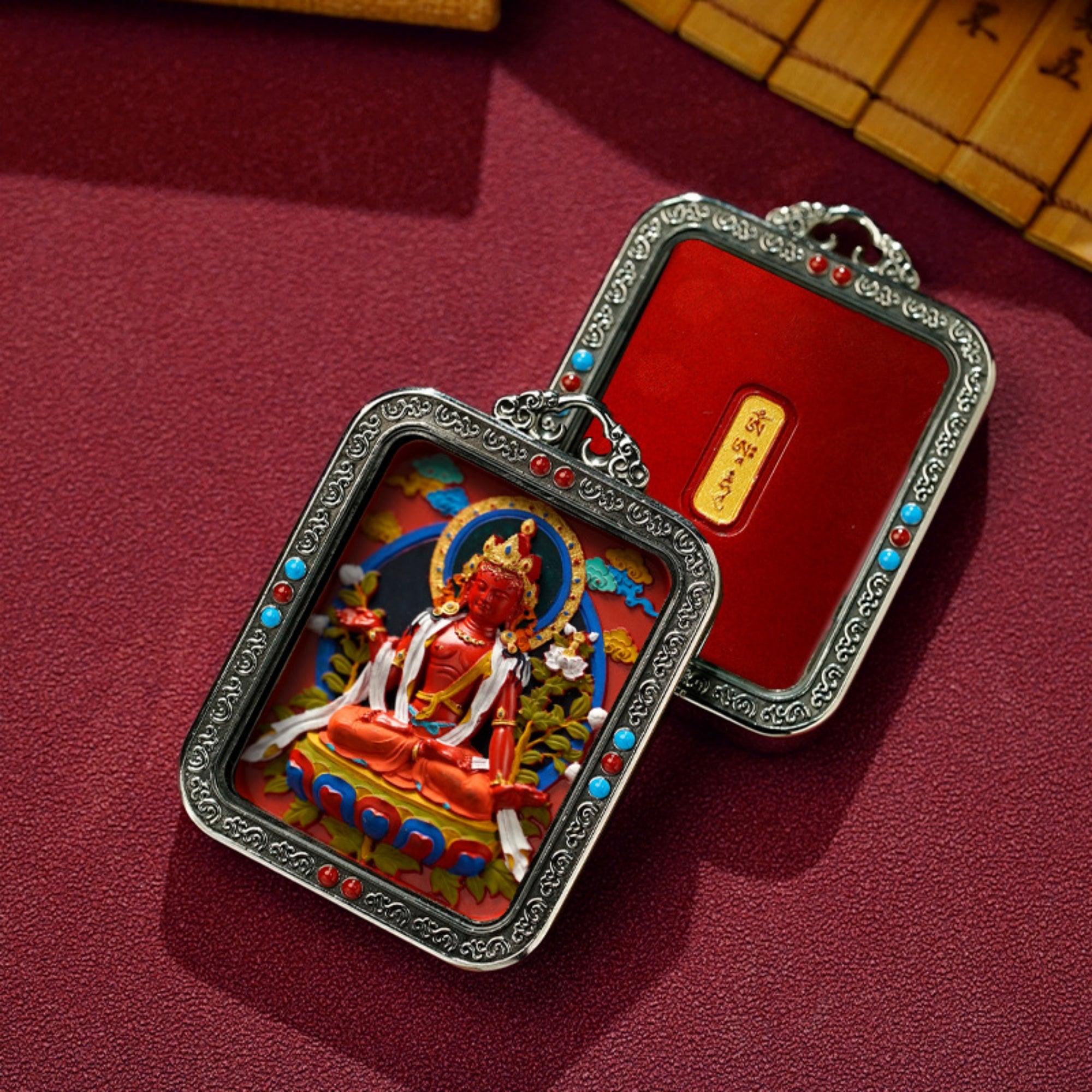 buddha pendant Mahasthamaprapta