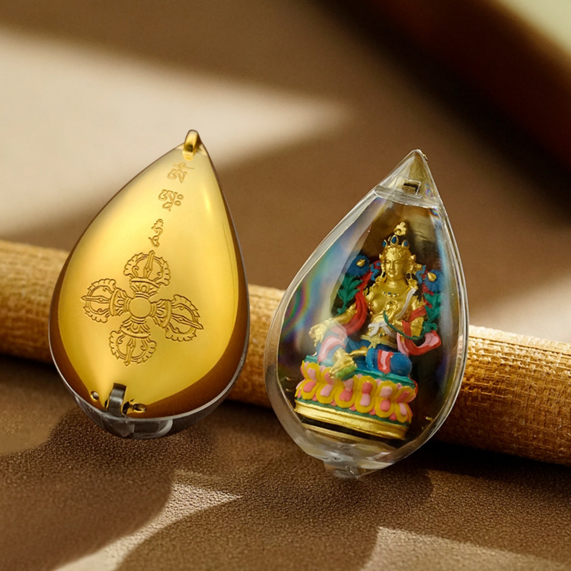 QiLing Aura Hand-Painted 3D Teardrop Tibetan Buddha Pendant Necklace (Gawu Box)