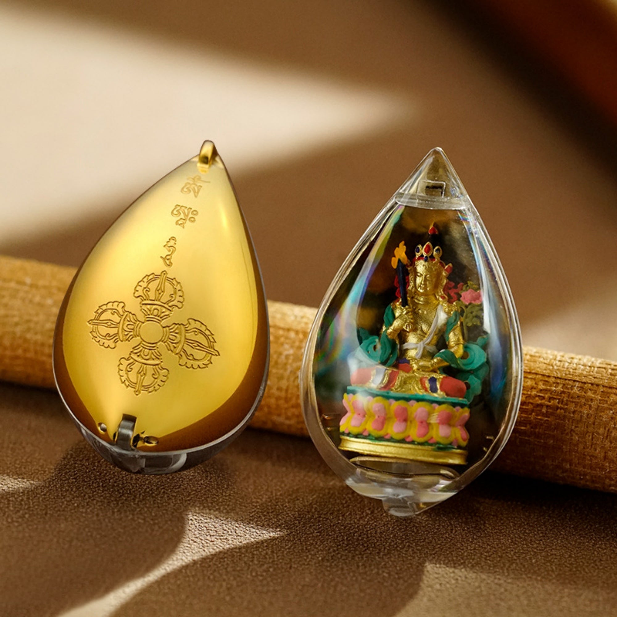 QiLing Aura Hand-Painted 3D Teardrop Tibetan Buddha Pendant Necklace (Gawu Box)