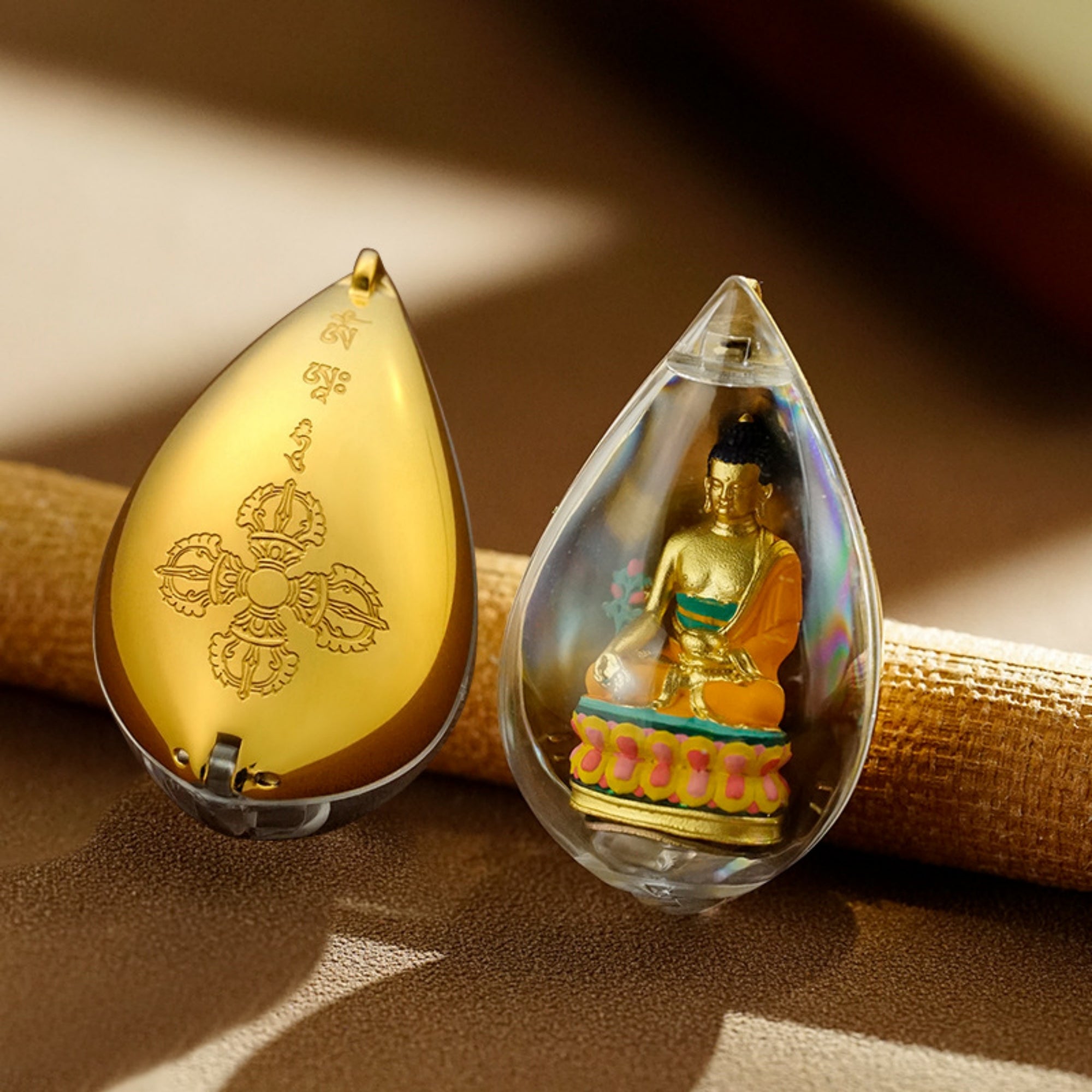 QiLing Aura Hand-Painted 3D Teardrop Tibetan Buddha Pendant Necklace (Gawu Box)