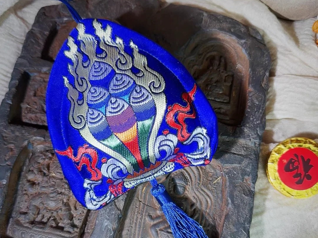 What Is the Mani Jewel in Buddhism? Meaning, Symbolism, and Spiritual Power