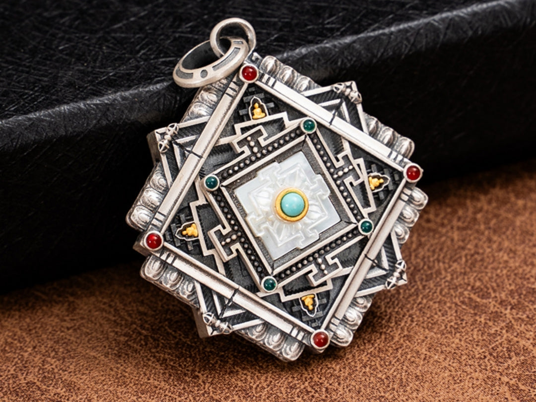 Why Pendant Necklaces Are the 2026 “It” Accessory — and How Thangka Fits In