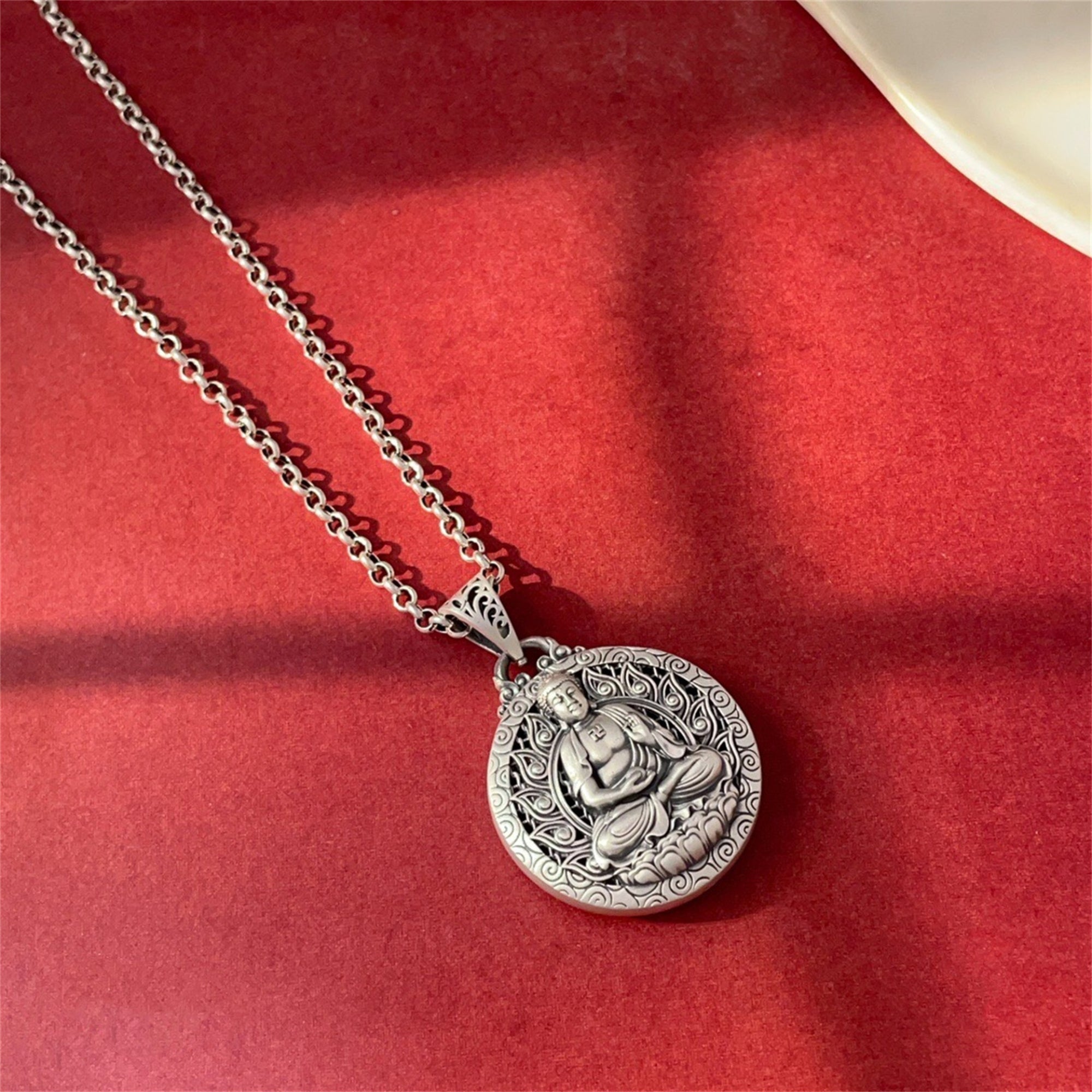 Six-Syllable Mantra Guardian Buddha Amulet Necklace