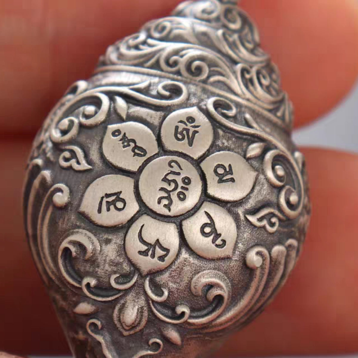 Handcrafted Tibetan 925 Sterling Silver Ganesha Conch Pendant Necklace
