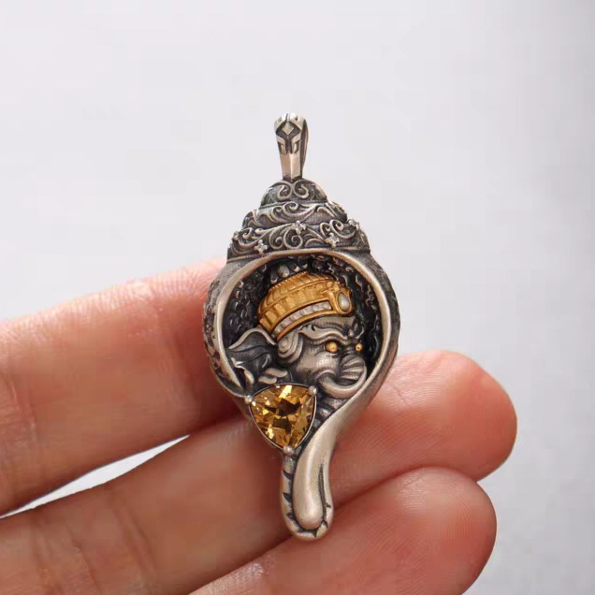 Handcrafted Tibetan 925 Sterling Silver Ganesha Conch Pendant Necklace