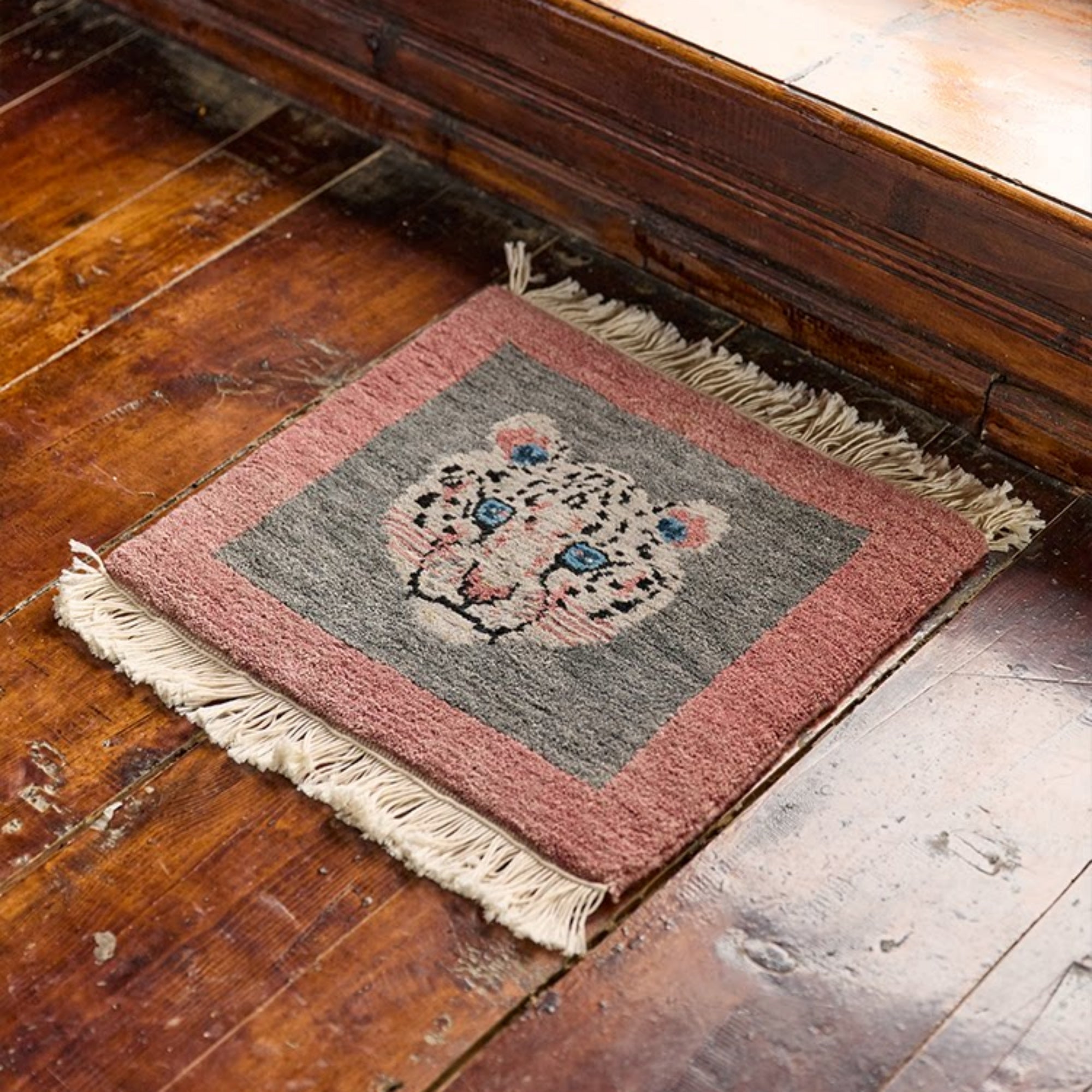 Snowland Animal Guardian Handmade Square Tibetan Wool Rug