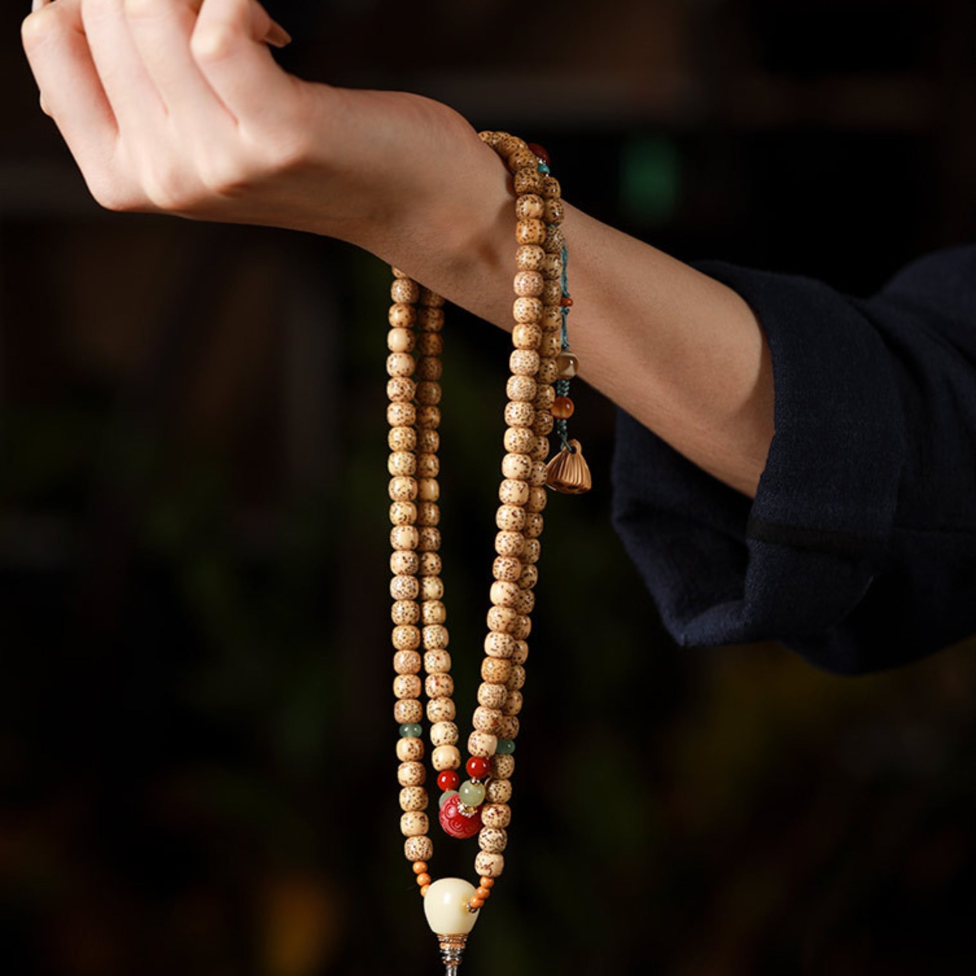 Tibetan 108-Bead Star & Moon Bodhi Buddha’s Hand Bracelet