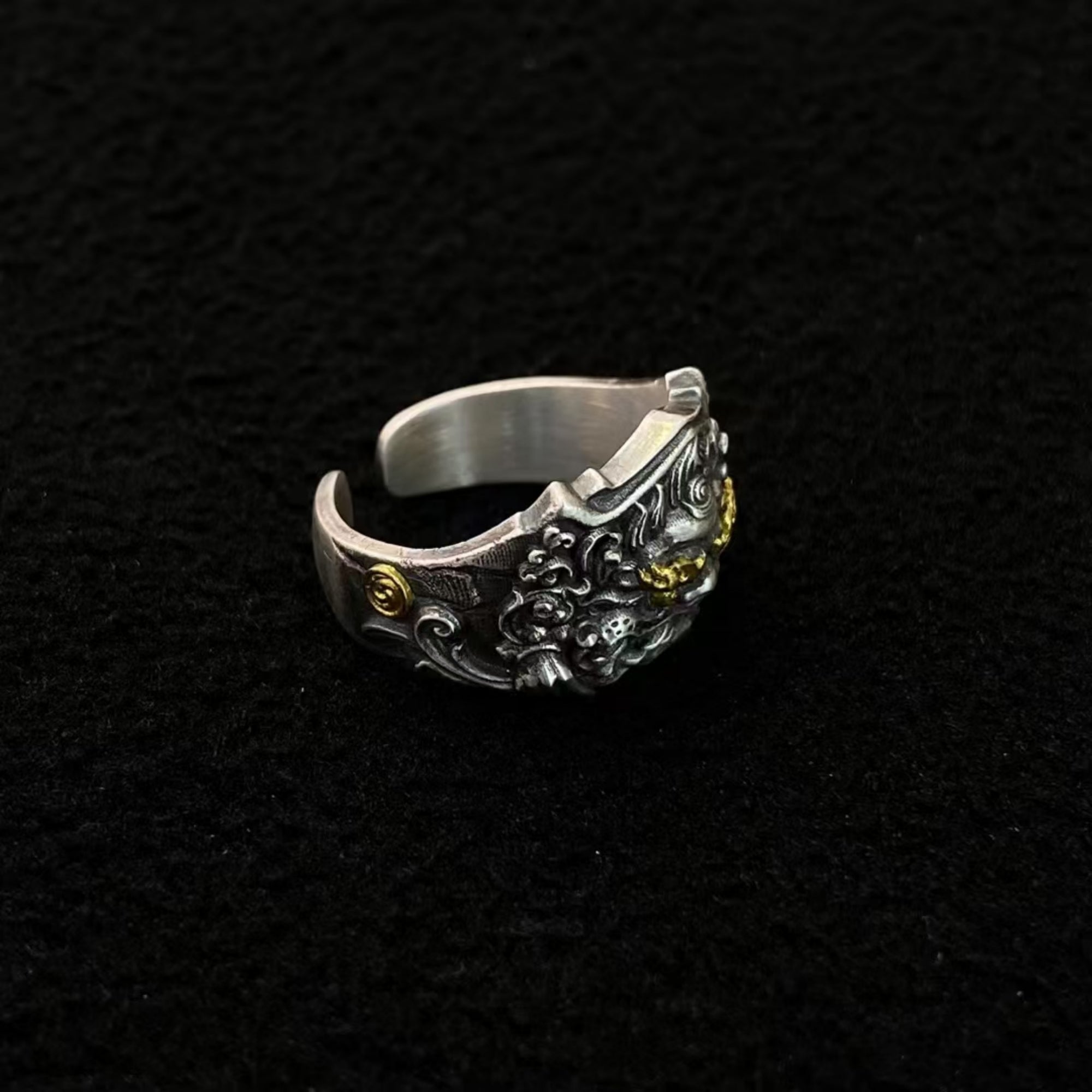 Tibetan Buddhist Hand-Carved Shri Bagche Ring