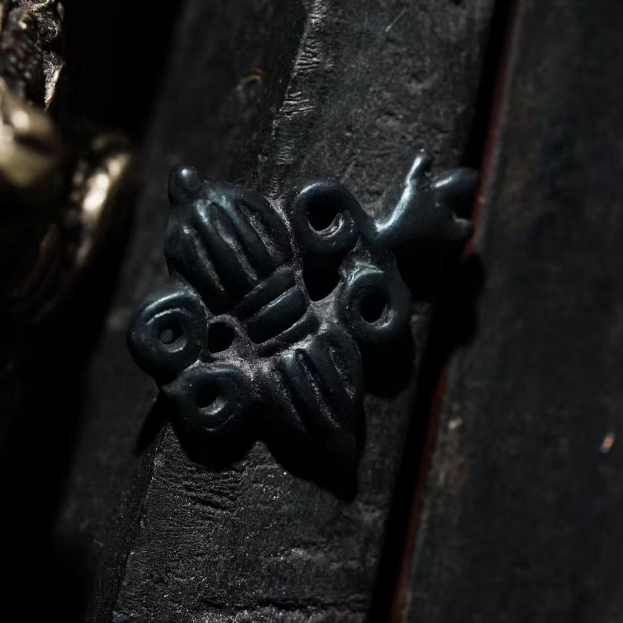Tibetan Thokcha Vajra Amulet