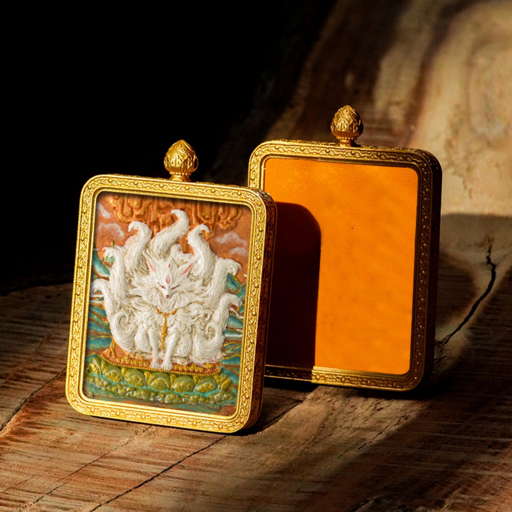 QiLing Aura Hand-Painted 3D Thangka Brass Buddha Pendant Necklace (Gawu Box)