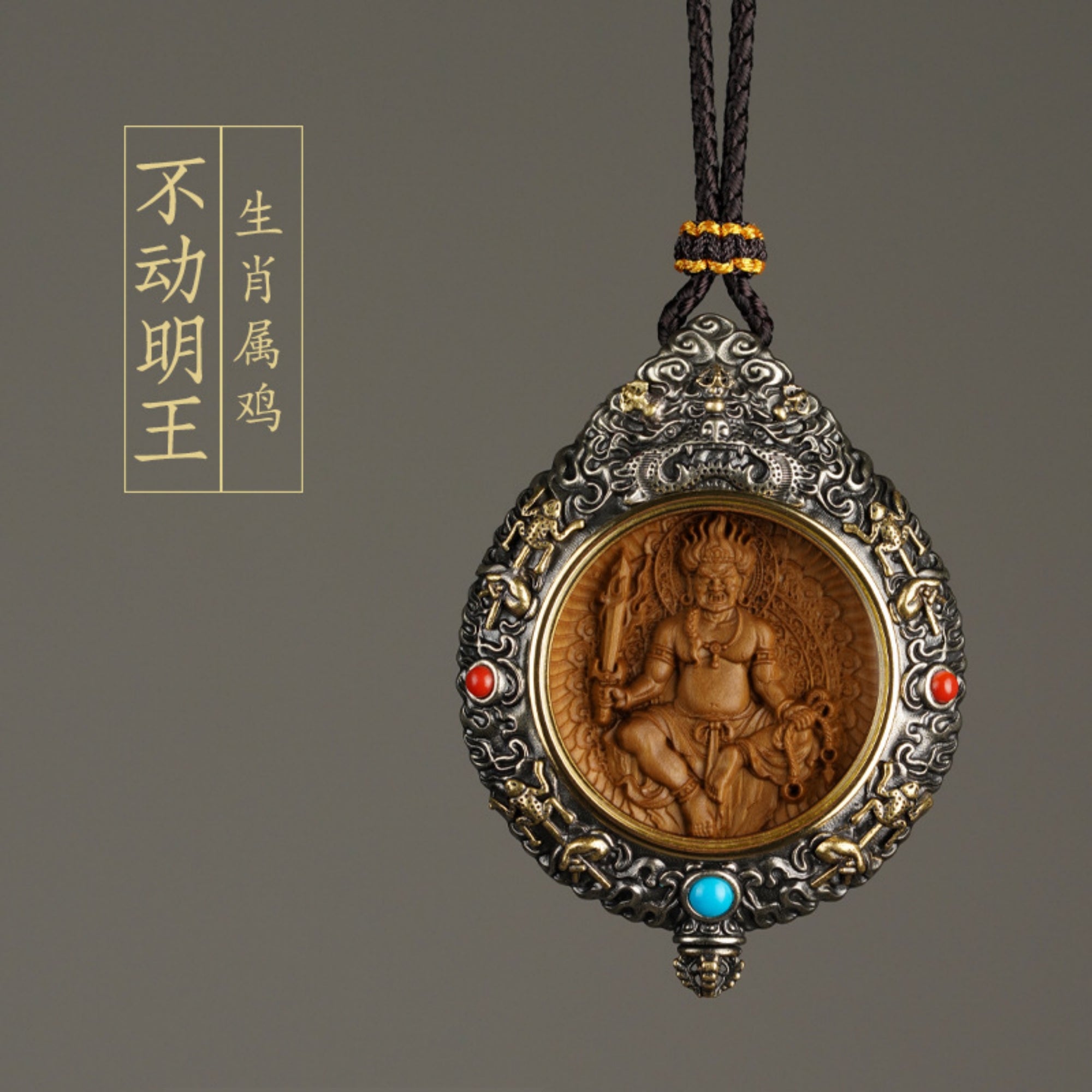QiLing Aura Hand-Carved White Brass and Tibetan Silver Buddha Pendant Necklace with Sandalwood
